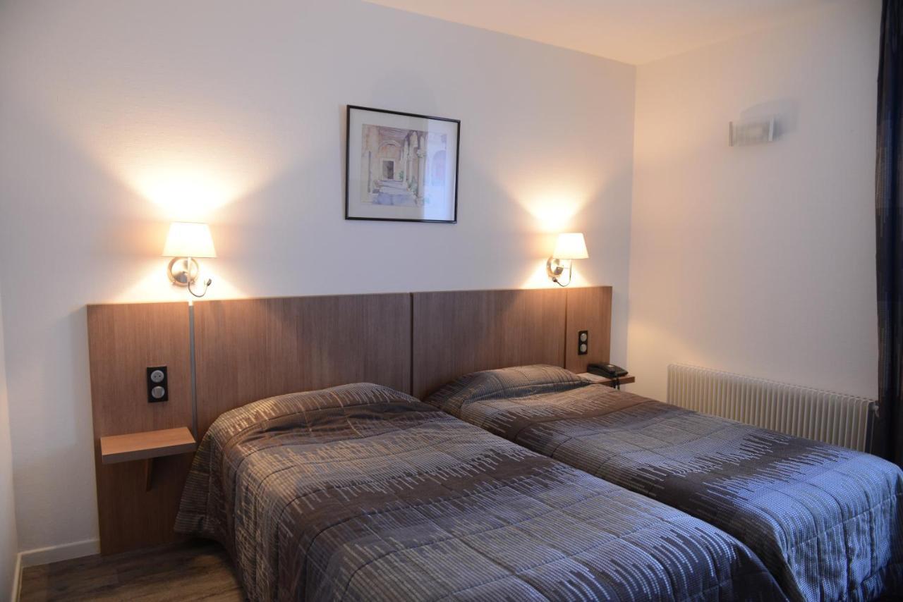 Hotel Du Lion Vesoul Bagian luar foto