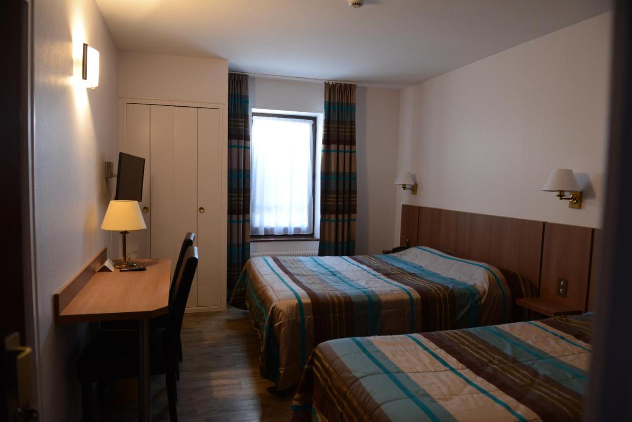 Hotel Du Lion Vesoul Bagian luar foto